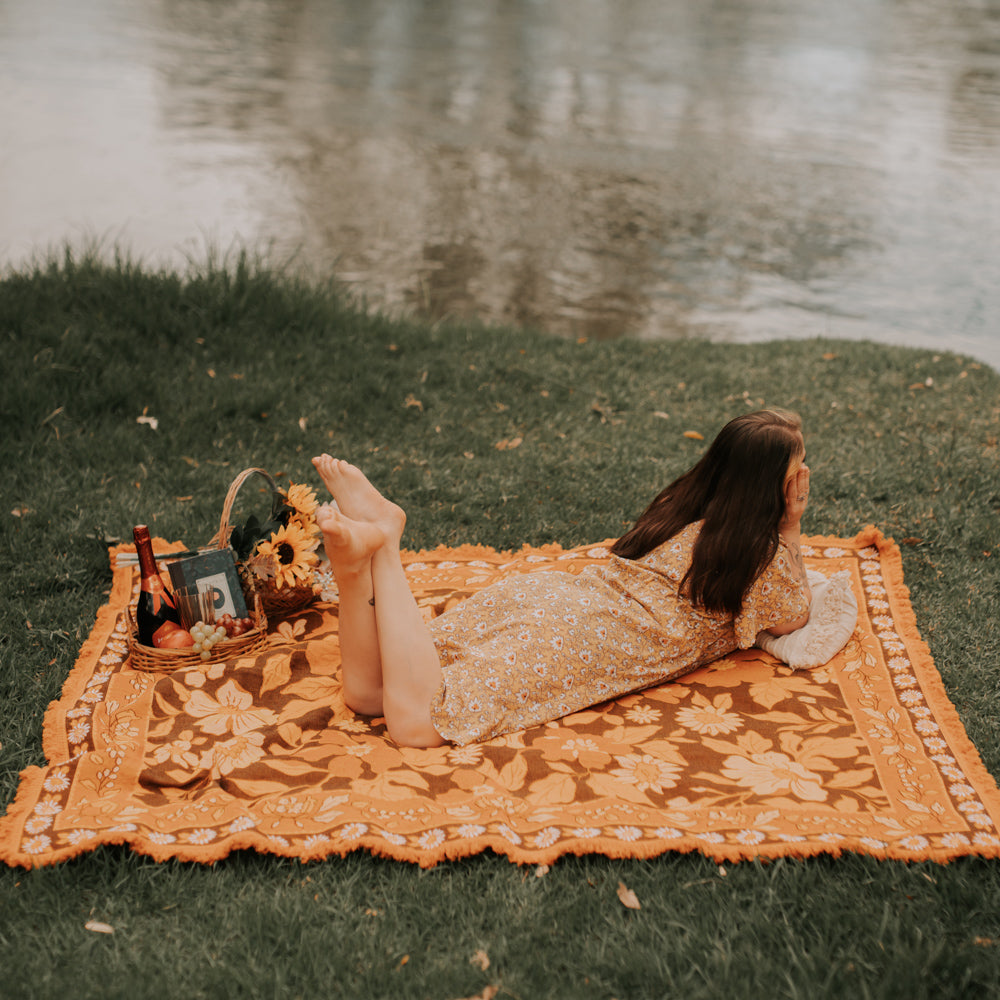 Crispwood Woven Picnic Rug - Bilby Threads