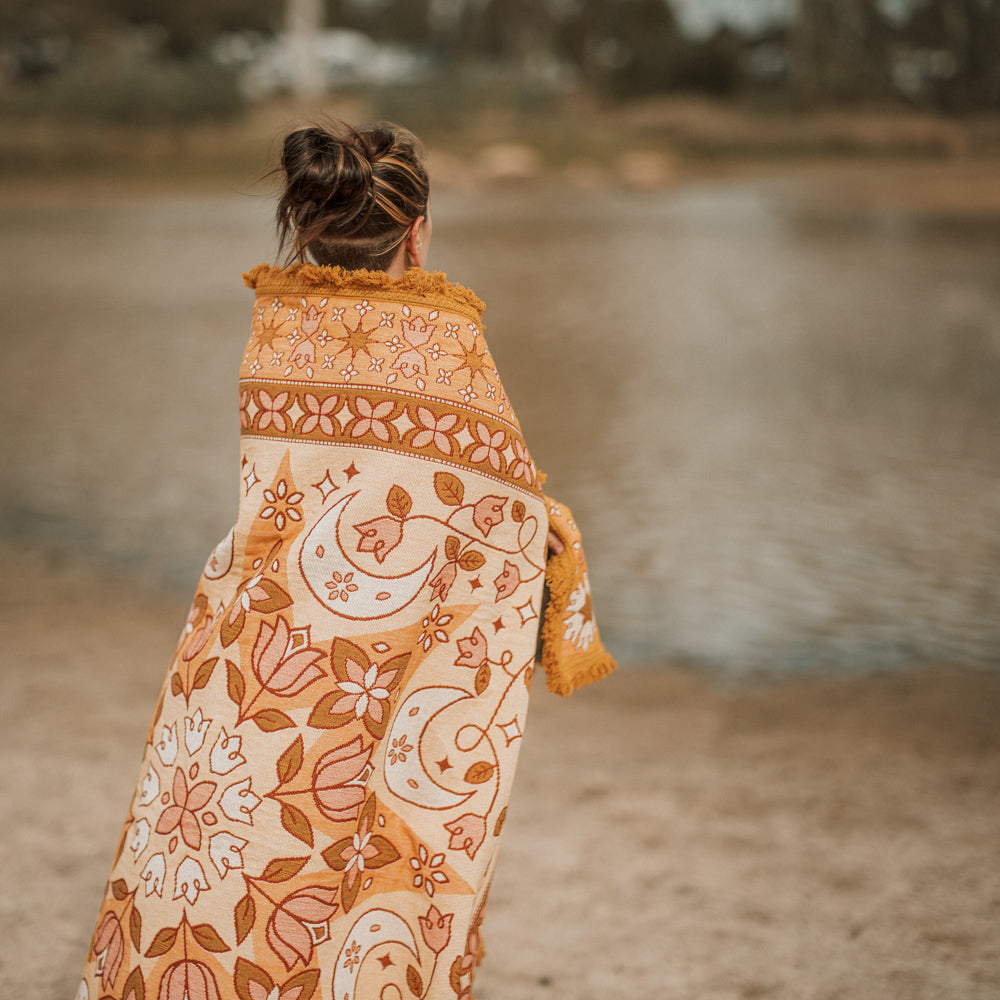 Luna Woven Picnic Rug - Bilby Threads