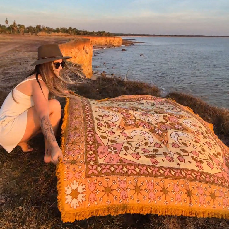 Luna Woven Picnic Rug